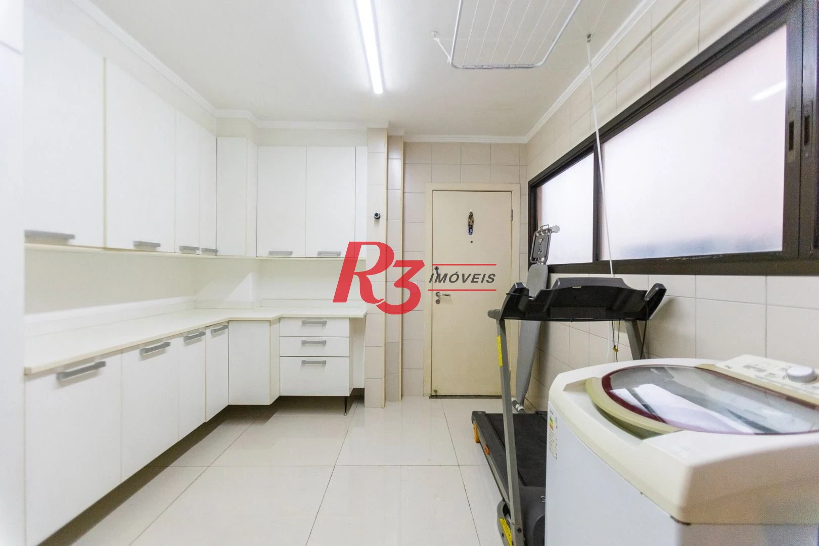 Apartamento com 4 dormitórios à venda, 210 m² por R$ 2.380.000,00 - Embaré - Santos/SP