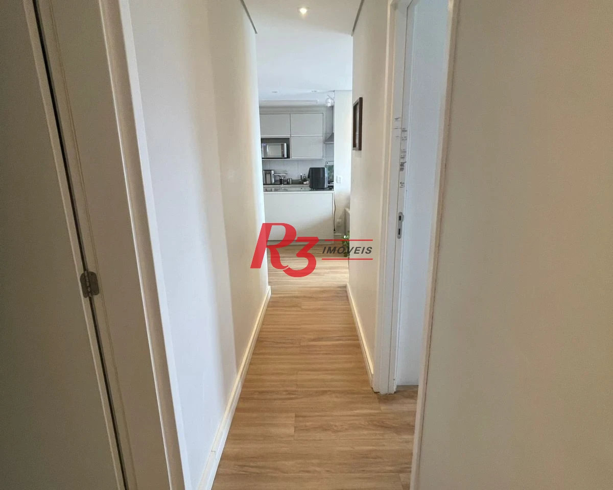 Apartamento com 2 dormitórios à venda, 64 m² por R$ 640.000,00 - Marapé - Santos/SP