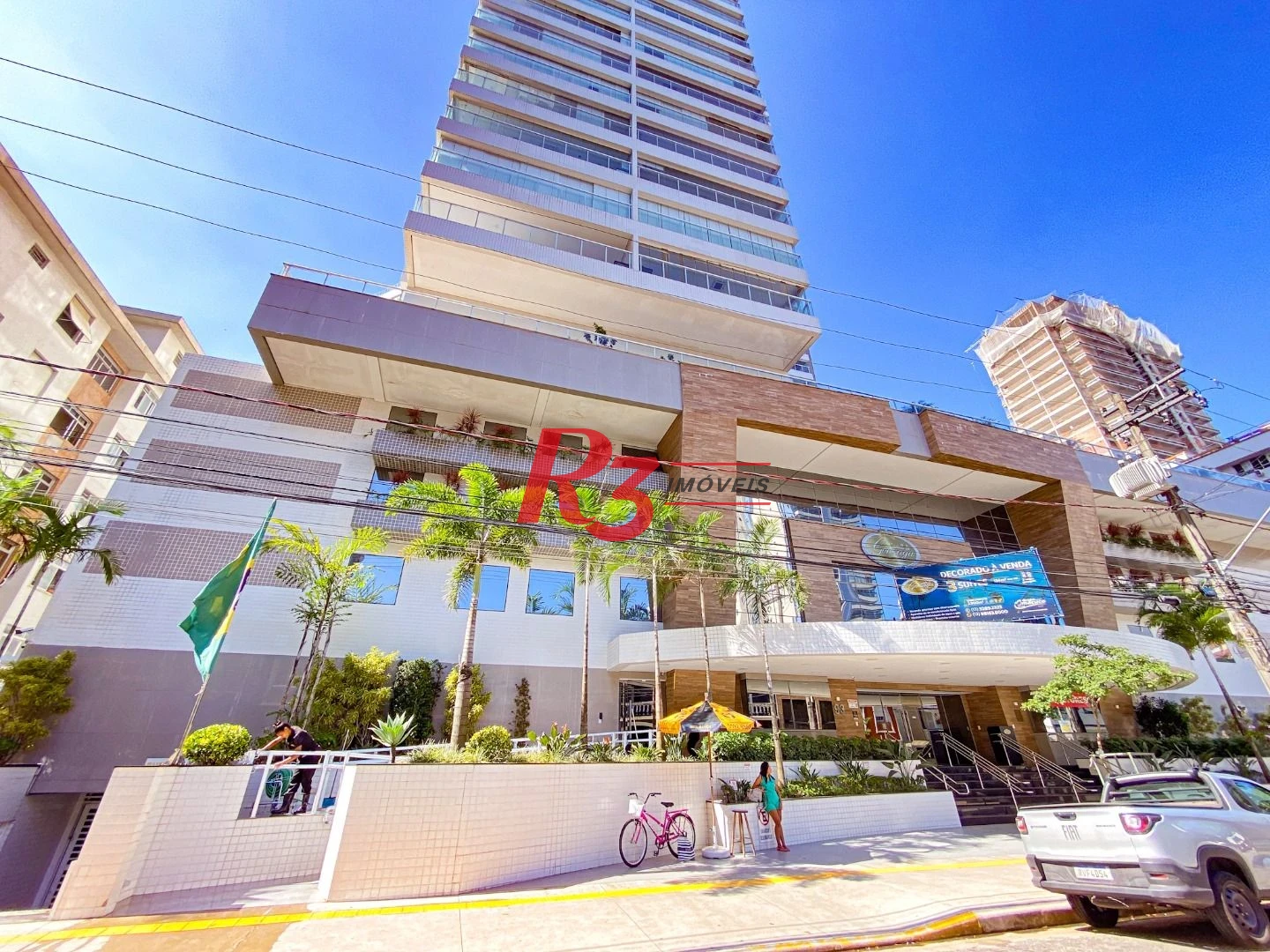 Apartamento para alugar, 108 m² por R$ 8.750,00/mês - Gonzaga - Santos/SP