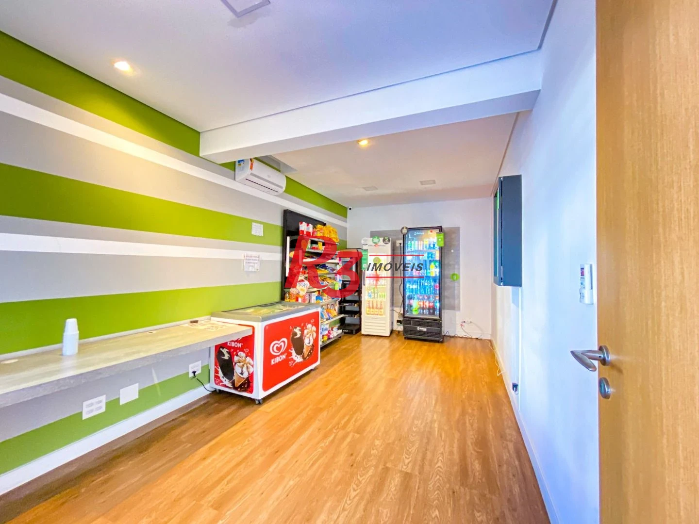 Apartamento para alugar, 108 m² por R$ 8.750,00/mês - Gonzaga - Santos/SP