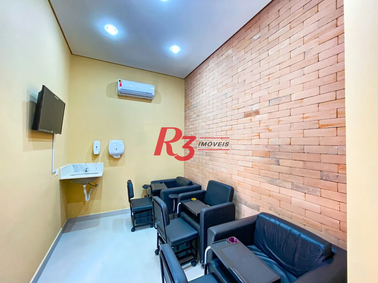 Apartamento para alugar, 108 m² por R$ 8.750,00/mês - Gonzaga - Santos/SP