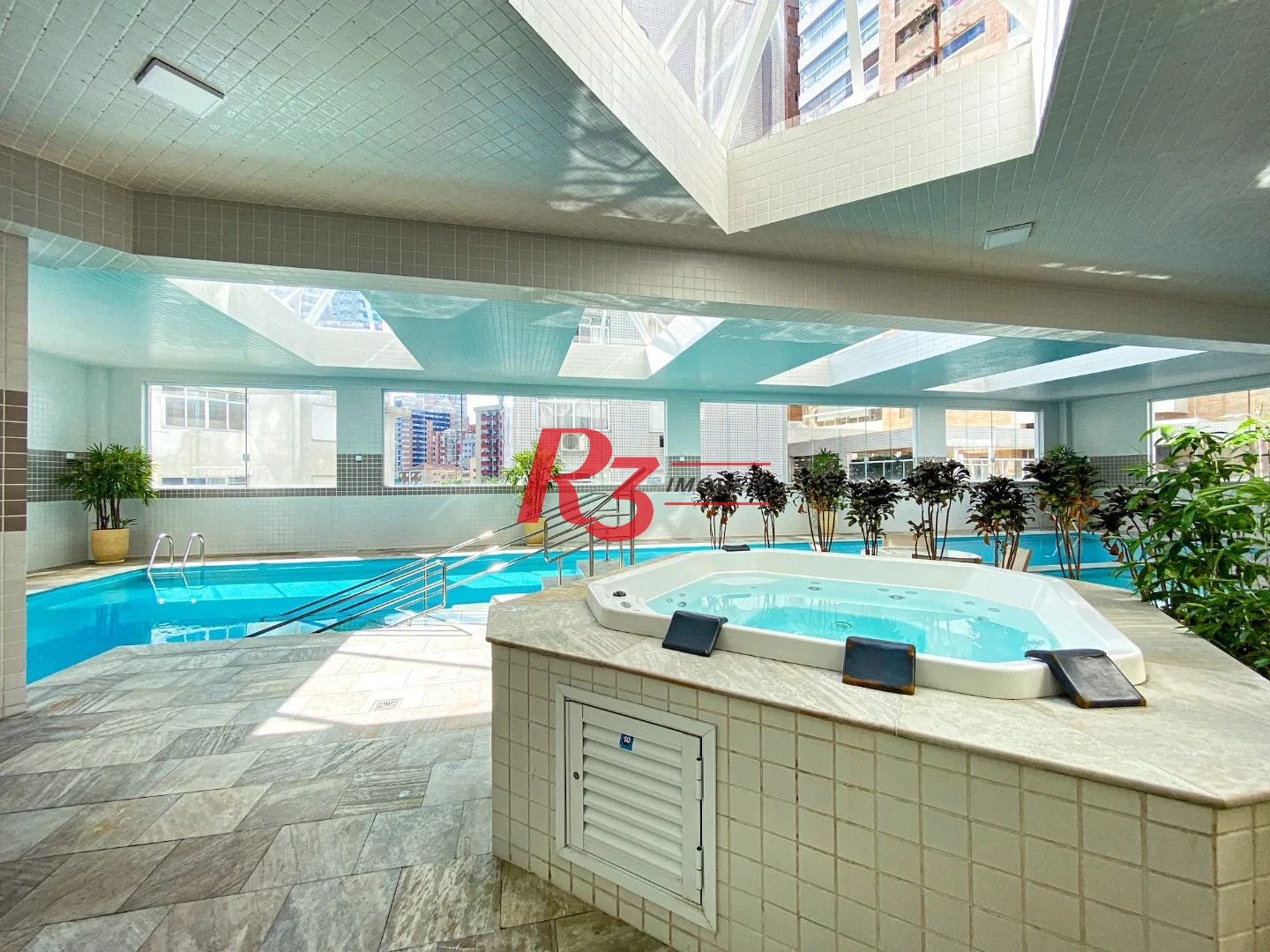 Apartamento para alugar, 108 m² por R$ 8.750,00/mês - Gonzaga - Santos/SP