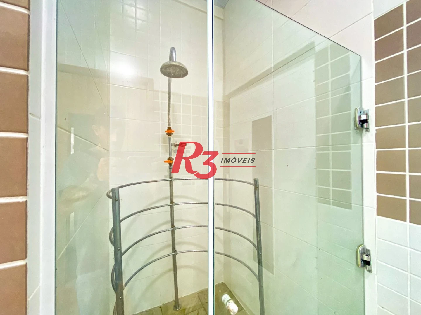 Apartamento para alugar, 108 m² por R$ 8.750,00/mês - Gonzaga - Santos/SP