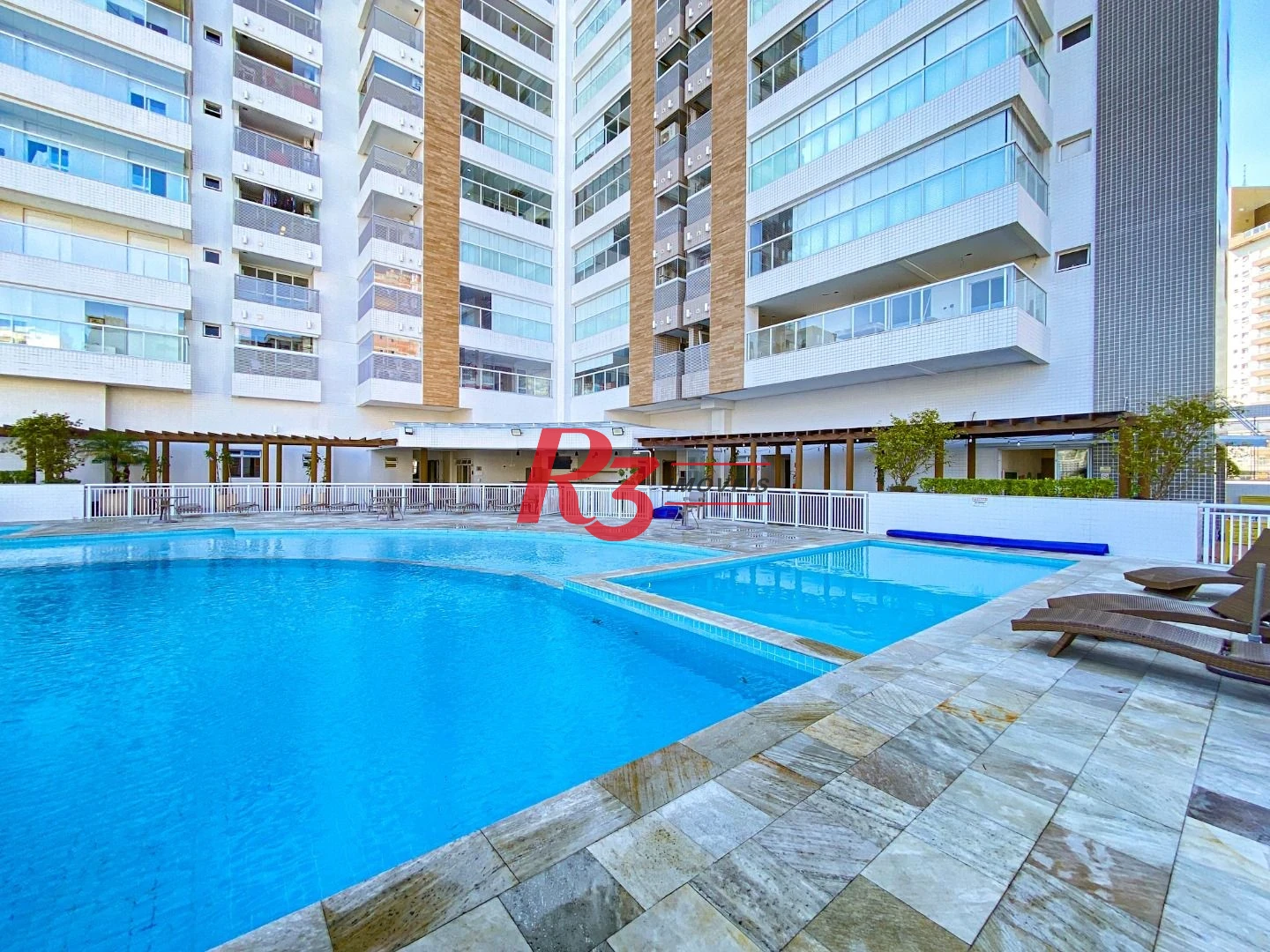 Apartamento para alugar, 108 m² por R$ 8.750,00/mês - Gonzaga - Santos/SP