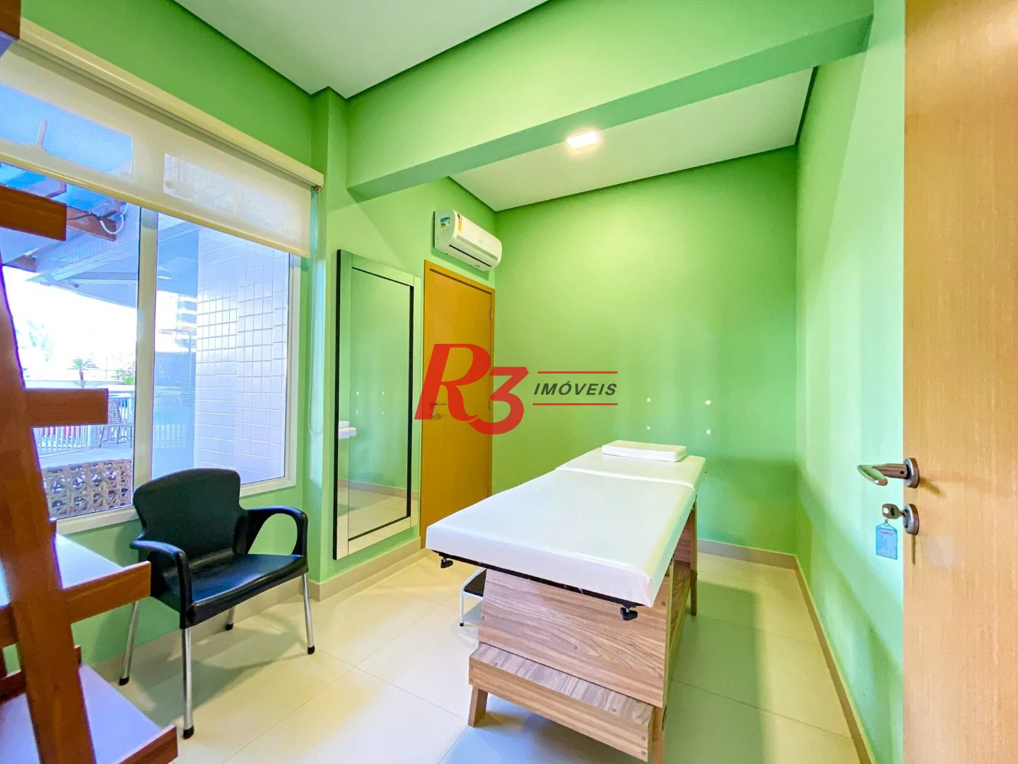 Apartamento para alugar, 108 m² por R$ 8.750,00/mês - Gonzaga - Santos/SP