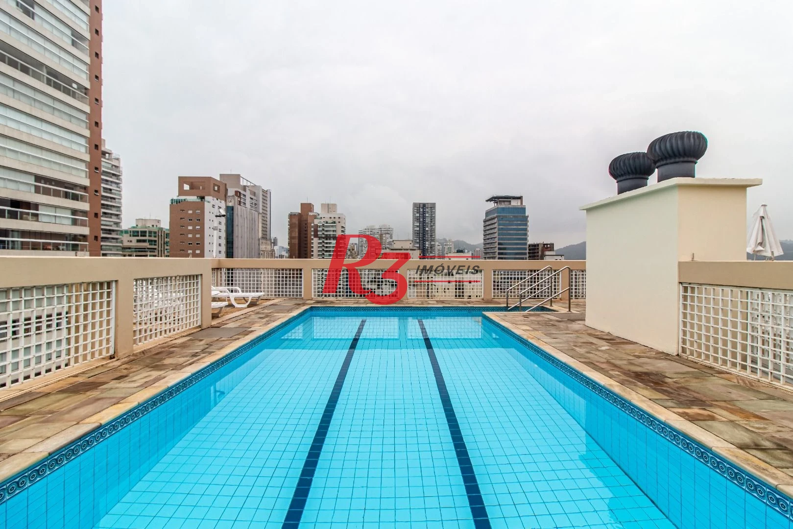 Apartamento com 2 dormitórios à venda, 70 m² por R$ 730.000,00 - Gonzaga - Santos/SP