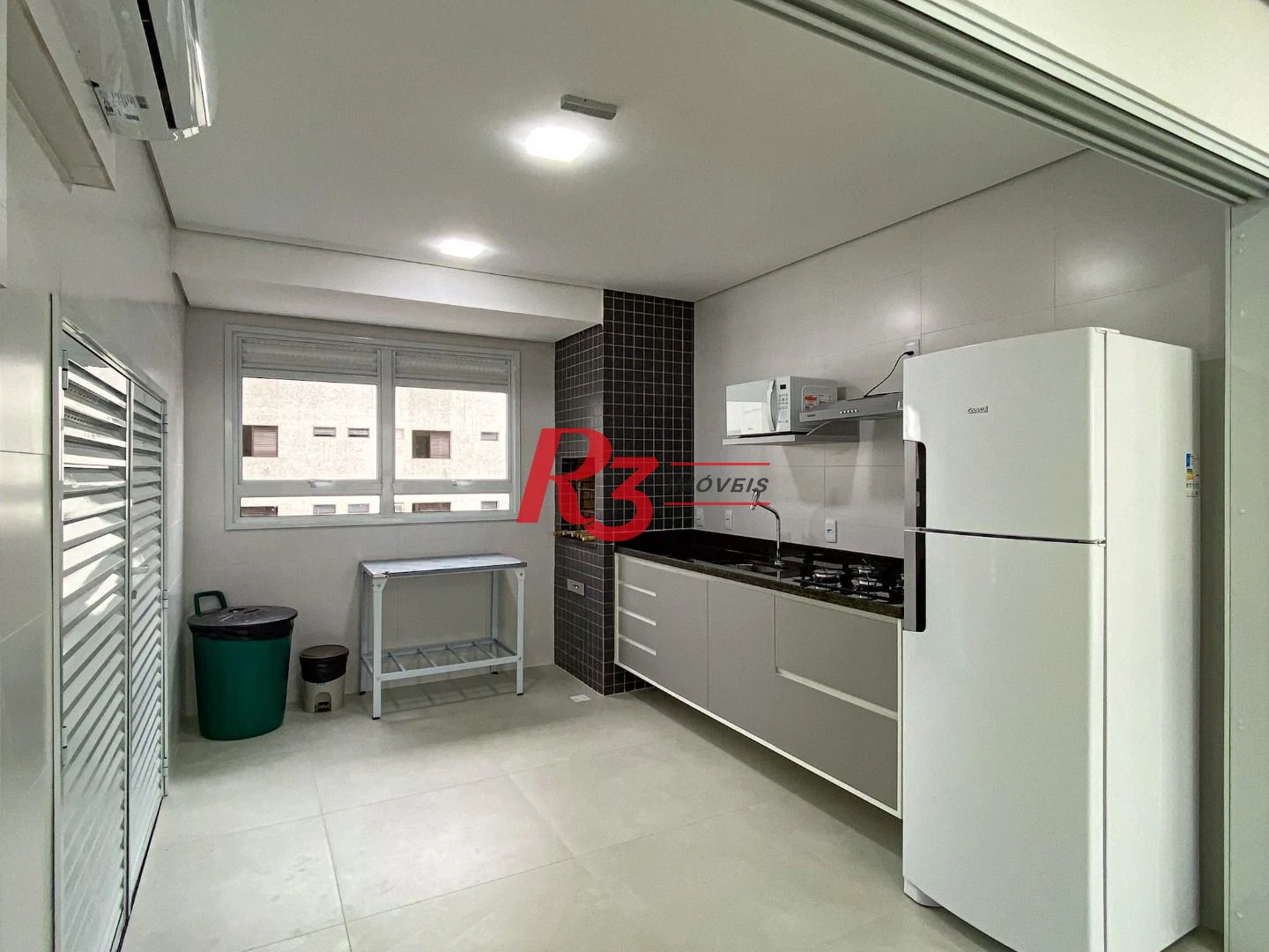 Cobertura com 3 dormitórios à venda, 166 m² por R$ 3.490.000,00 - Embaré - Santos/SP