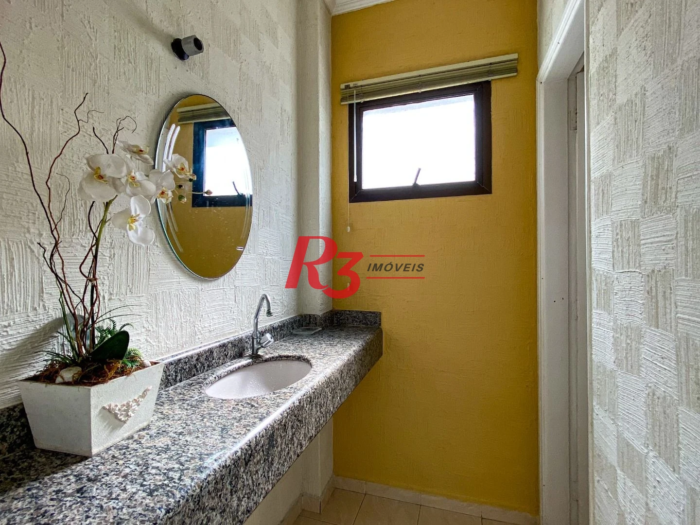 Apartamento com 3 dormitórios à venda, 162 m² por R$ 1.500.000,00 - Boqueirão - Santos/SP