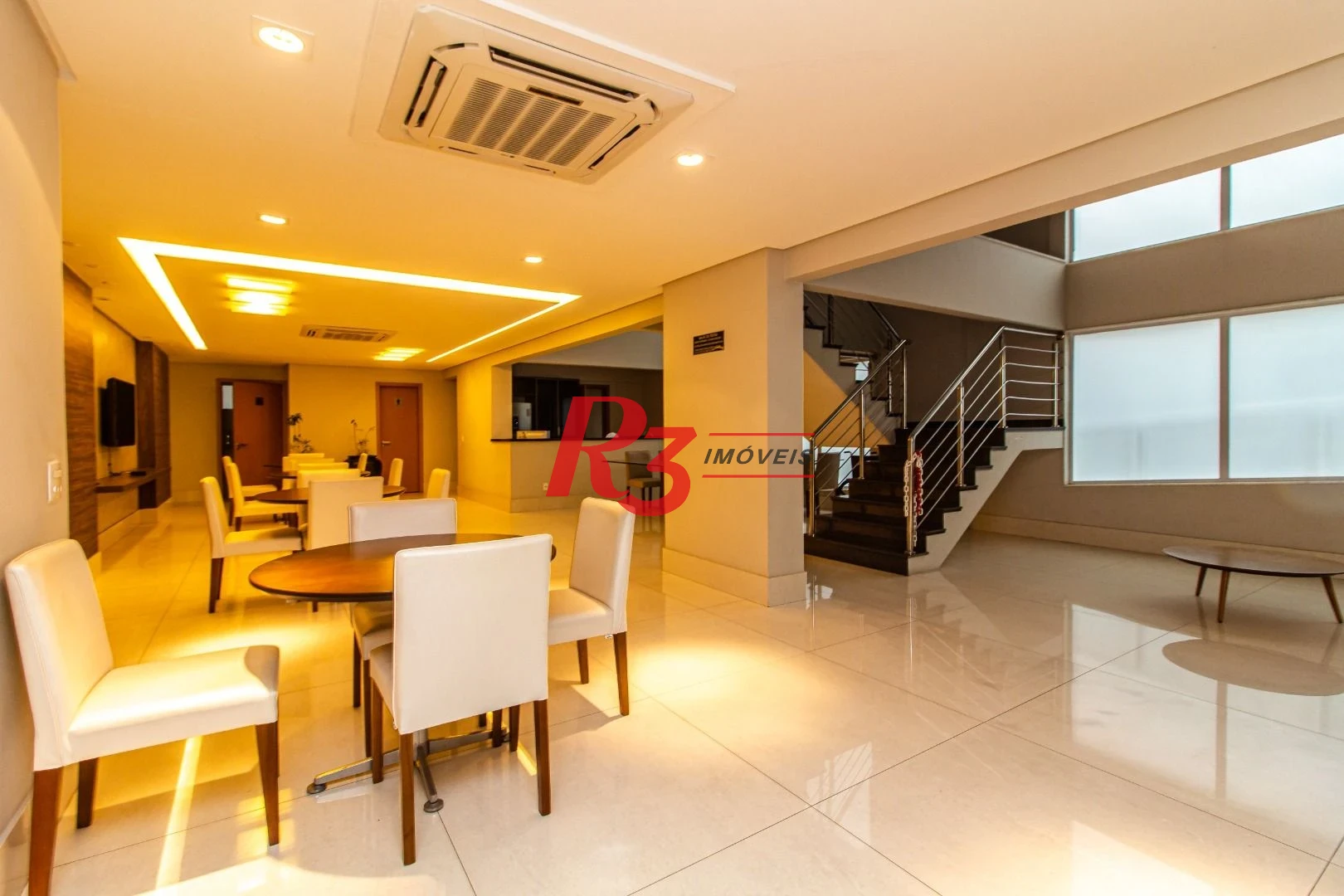 Apartamento com 3 dormitórios à venda, 171 m² por R$ 2.350.000,00 - Embaré - Santos/SP