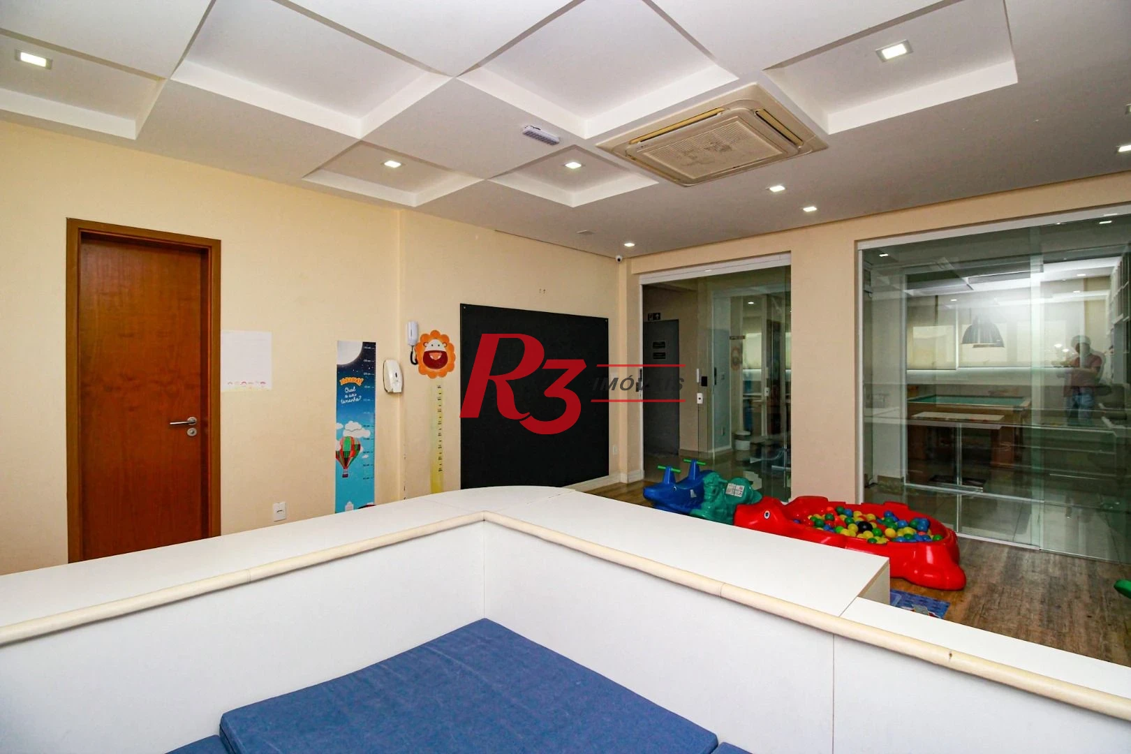Apartamento com 2 dormitórios à venda, 114 m² por R$ 1.915.000,00 - Pompéia - Santos/SP