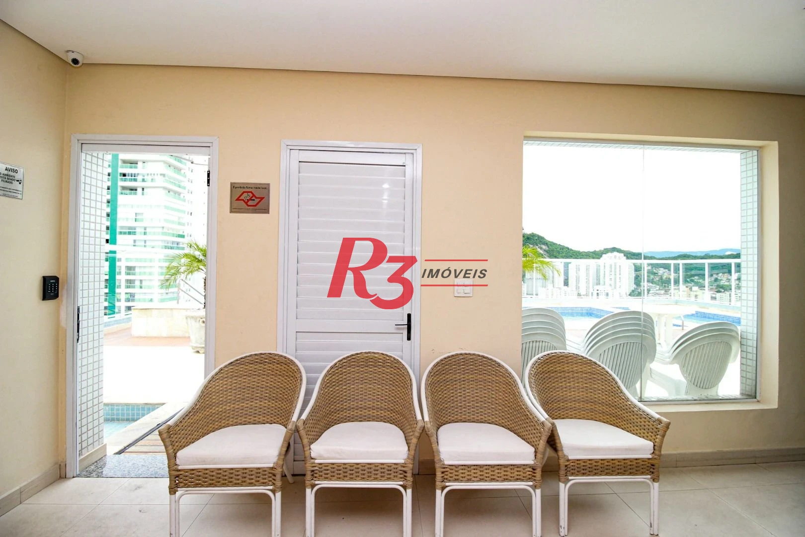 Apartamento com 2 dormitórios à venda, 114 m² por R$ 1.915.000,00 - Pompéia - Santos/SP