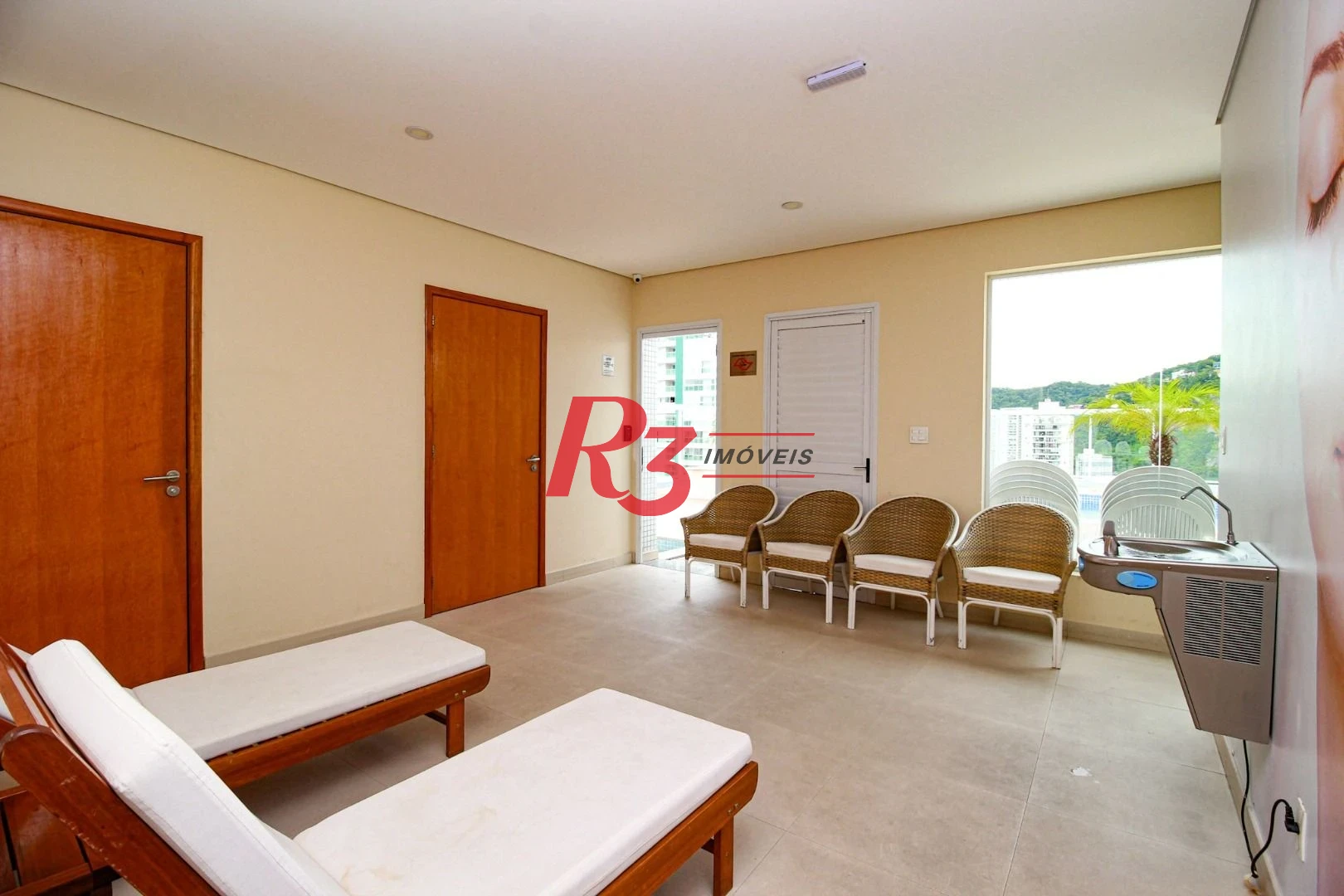 Apartamento com 2 dormitórios à venda, 114 m² por R$ 1.915.000,00 - Pompéia - Santos/SP