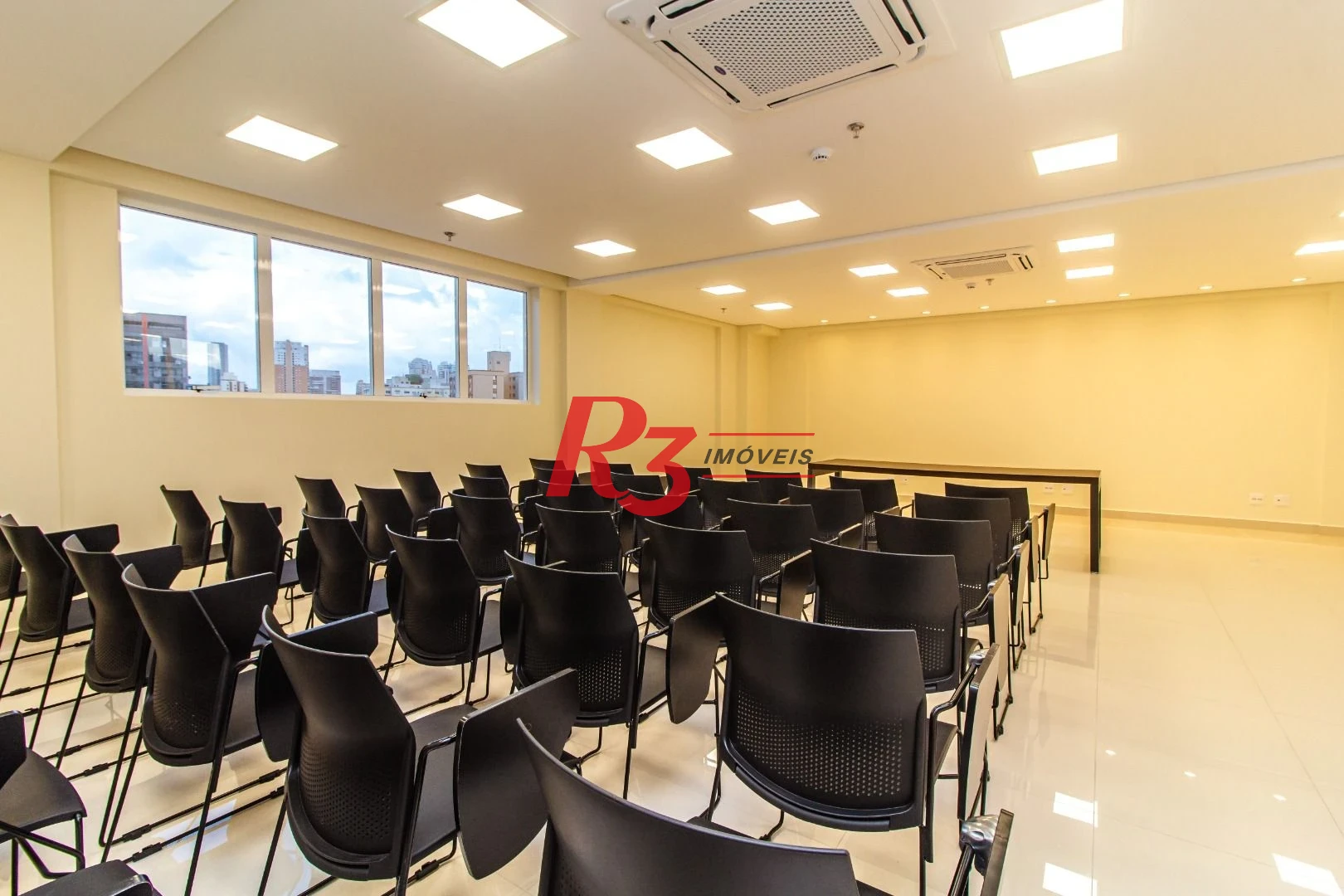 Laje para alugar, 682 m² - Vila Matias - Santos/SP