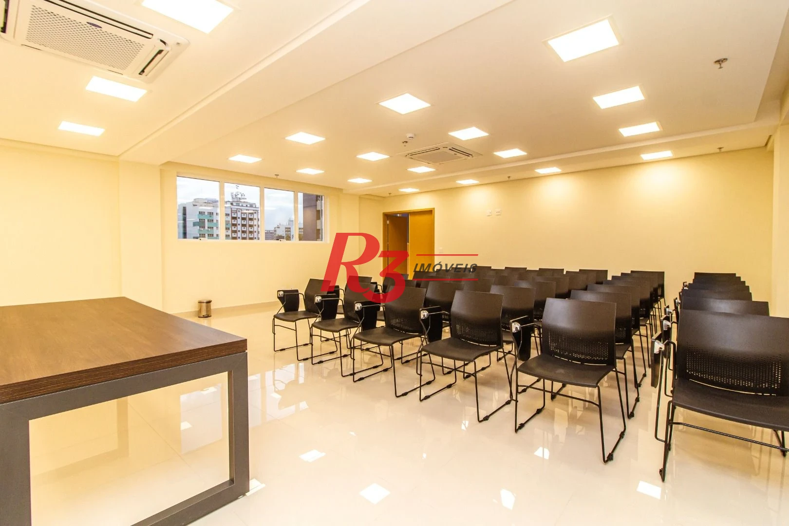 Laje para alugar, 682 m² - Vila Matias - Santos/SP