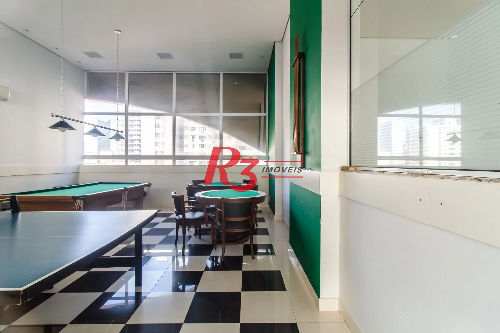 Apartamento com 3 dormitórios à venda, 135 m² por R$ 2.160.000,00 - Embaré - Santos/SP
