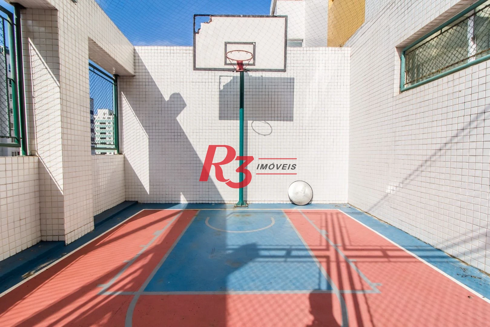 Apartamento com 3 dormitórios à venda, 135 m² por R$ 2.160.000,00 - Embaré - Santos/SP