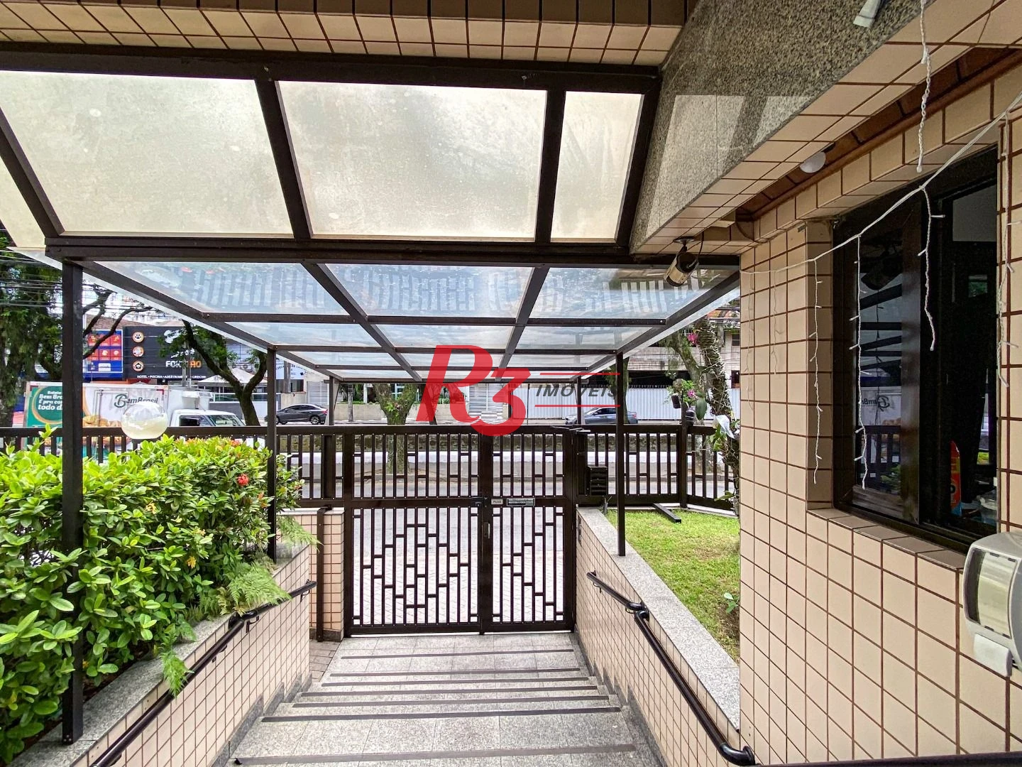 Apartamento com 3 dormitórios à venda, 136 m² por R$ 1.060.000,00 - Pompéia - Santos/SP
