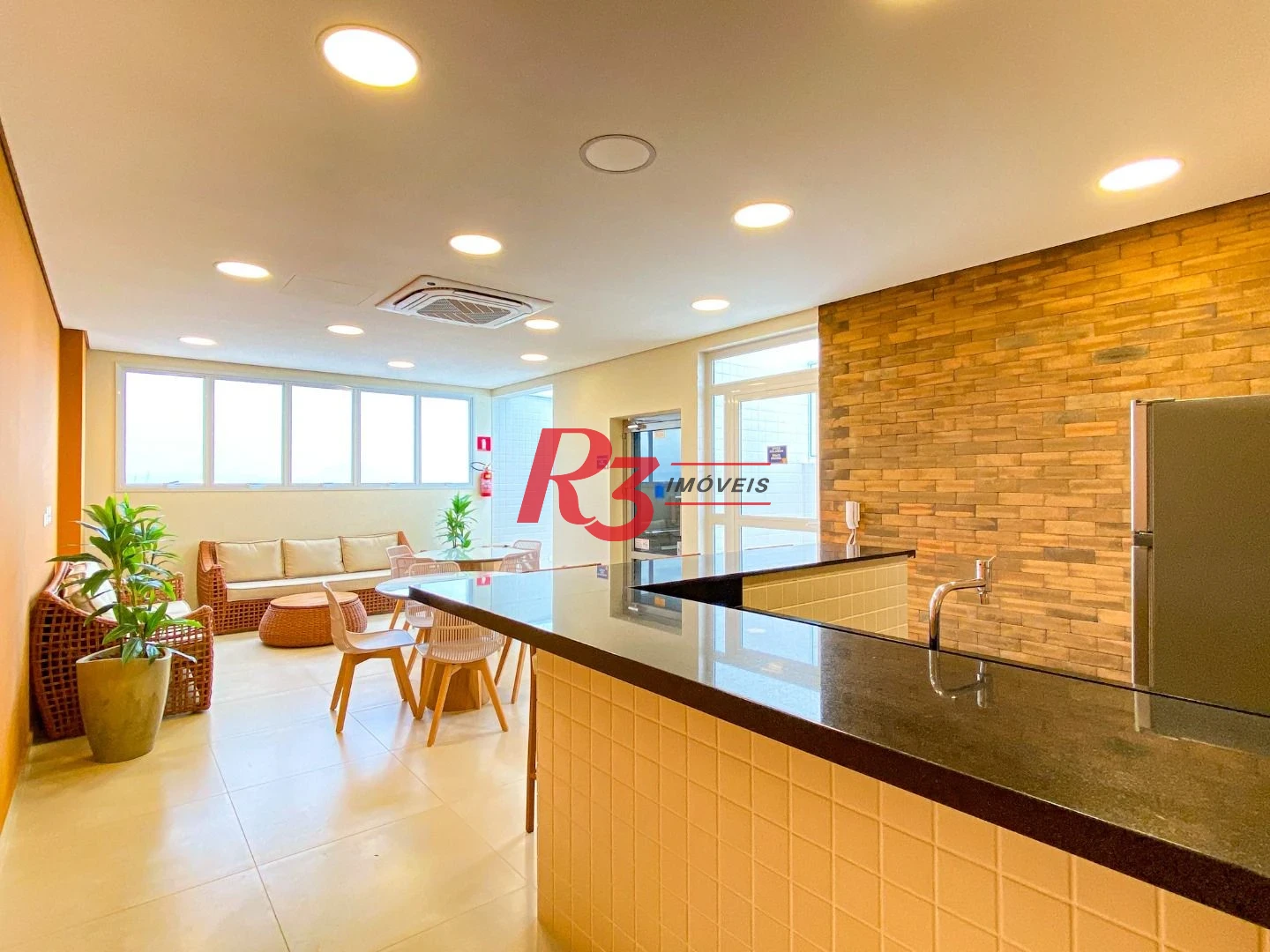 Apartamento para alugar, 70 m² por R$ 5.900,00/mês - Boqueirão - Santos/SP