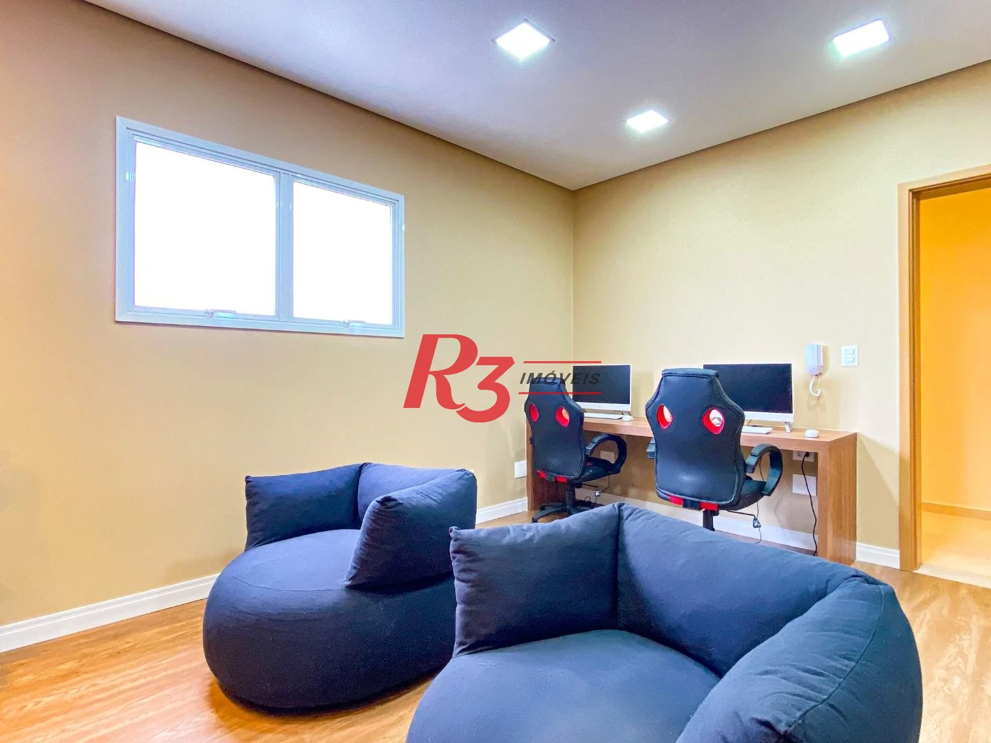 Apartamento para alugar, 70 m² por R$ 5.900,00/mês - Boqueirão - Santos/SP
