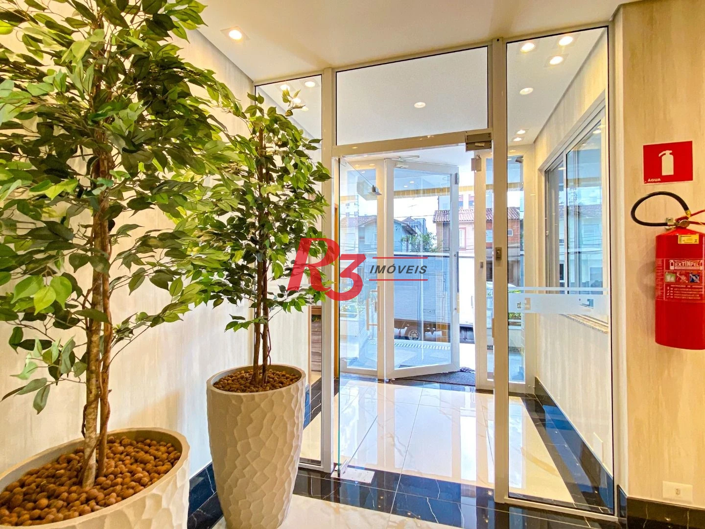 Apartamento para alugar, 70 m² por R$ 5.900,00/mês - Boqueirão - Santos/SP