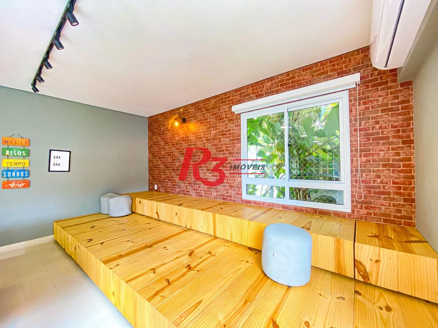 Apartamento com 3 dormitórios para alugar, 159 m² por R$ 10.000,00/mês - Gonzaga - Santos/SP
