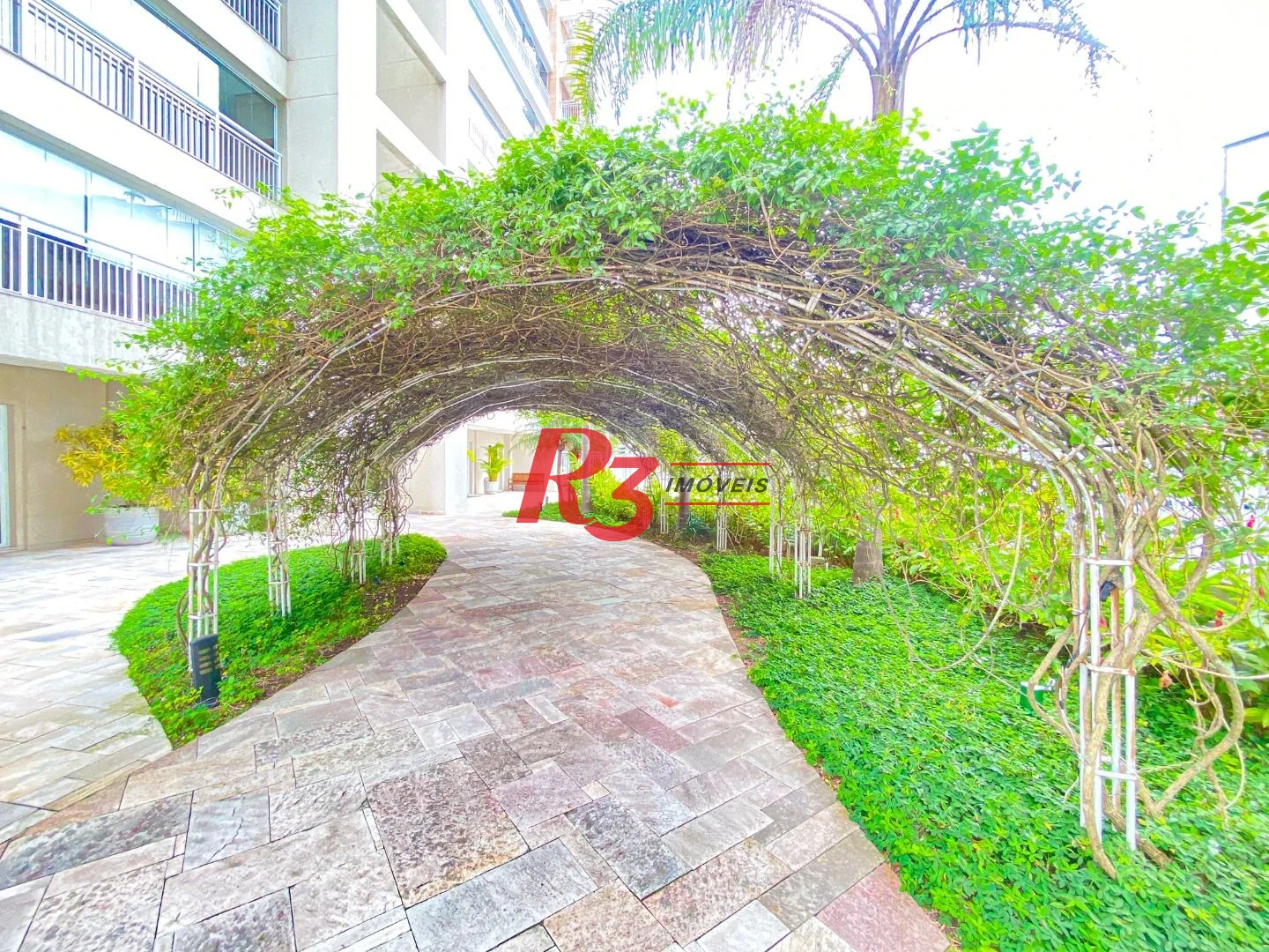 Apartamento com 3 dormitórios para alugar, 159 m² por R$ 10.000,00/mês - Gonzaga - Santos/SP