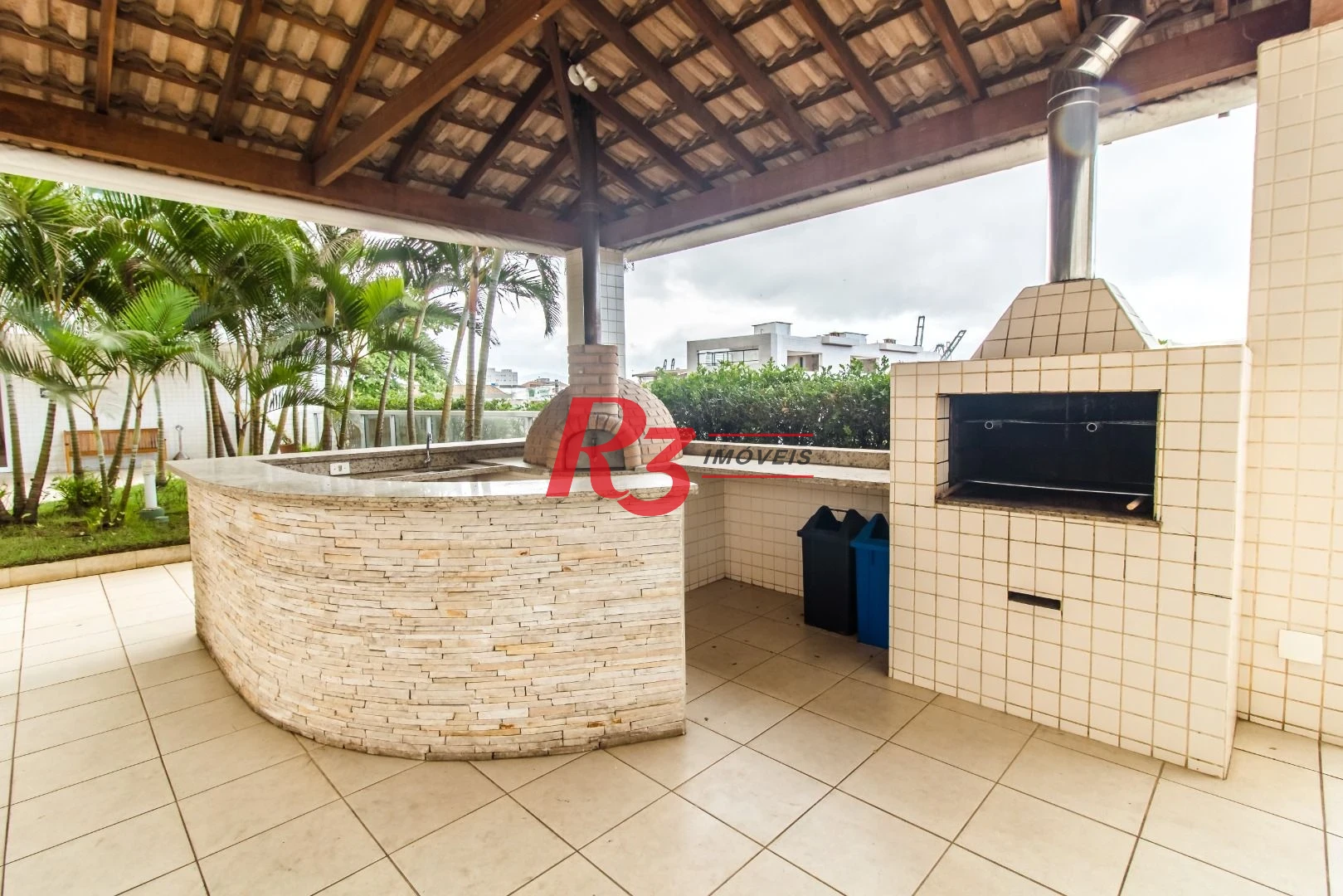 Apartamento com 3 dormitórios à venda, 77 m² por R$ 750.000,00 - Ponta da Praia - Santos/SP