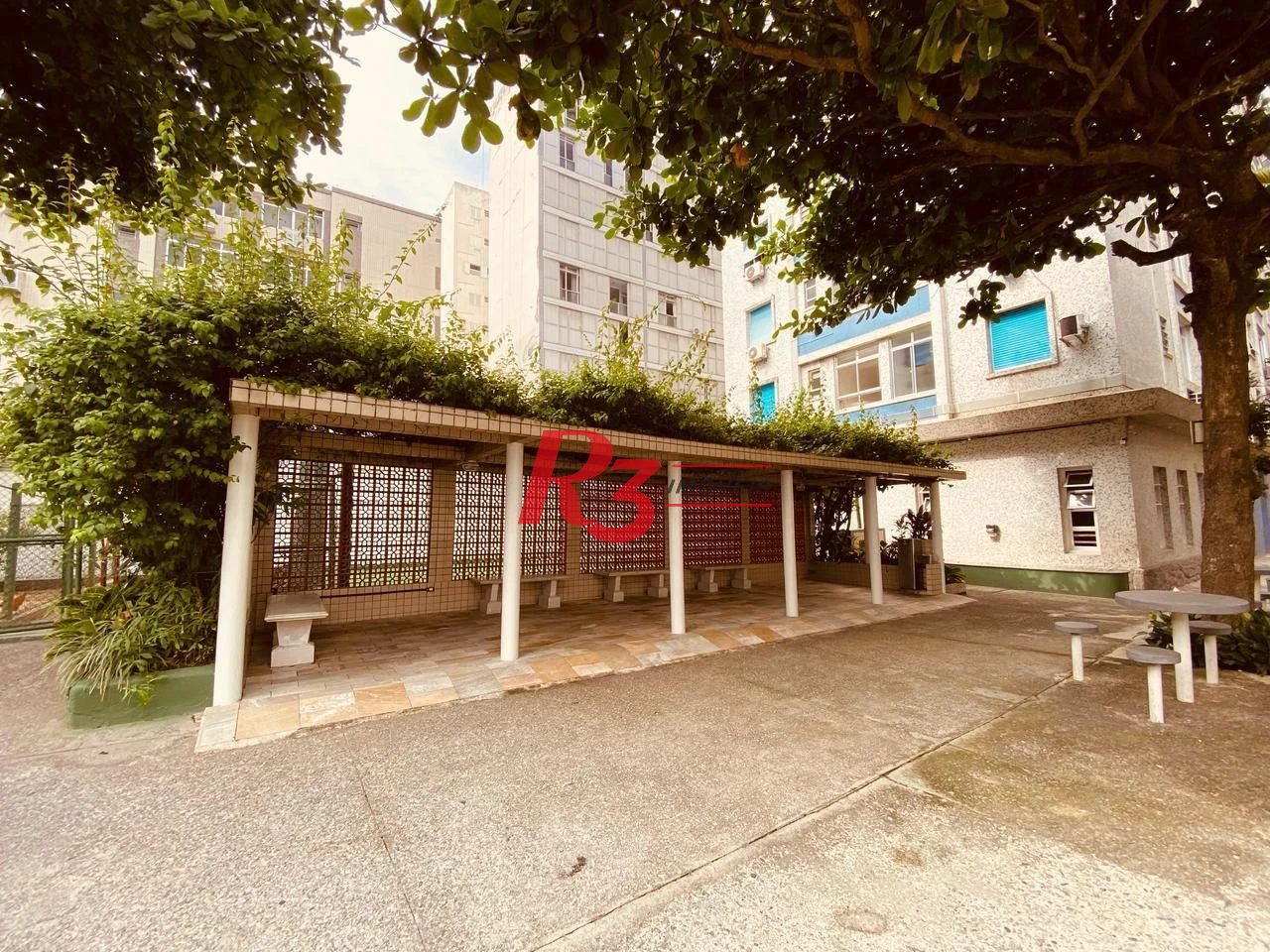 Apartamento com 2 dormitórios à venda, 63 m² por R$ 645.000,00 - Aparecida - Santos/SP