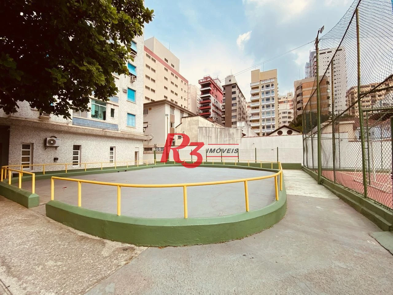 Apartamento com 2 dormitórios à venda, 63 m² por R$ 645.000,00 - Aparecida - Santos/SP