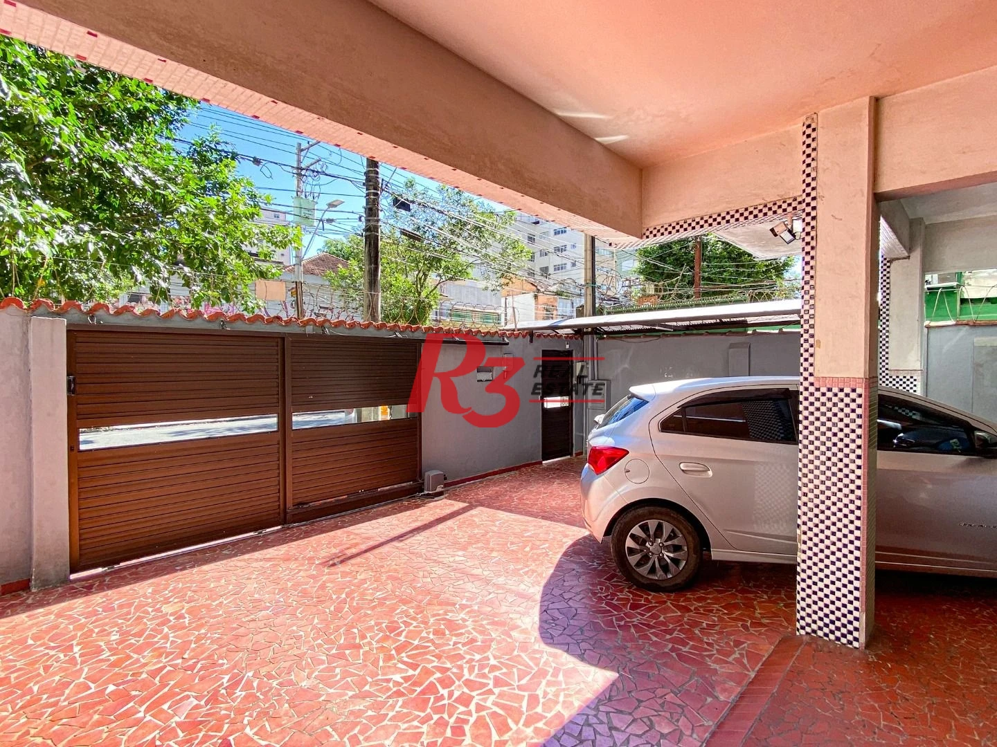 Apartamento com 2 dormitórios à venda, 60 m² por R$ 420.000,00 - Pompéia - Santos/SP