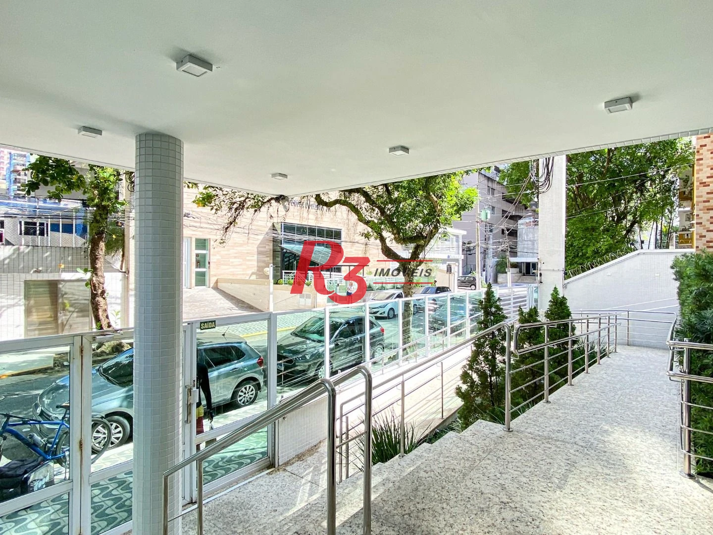 Apartamento com 4 dormitórios à venda, 191 m² - Gonzaga - Santos/SP