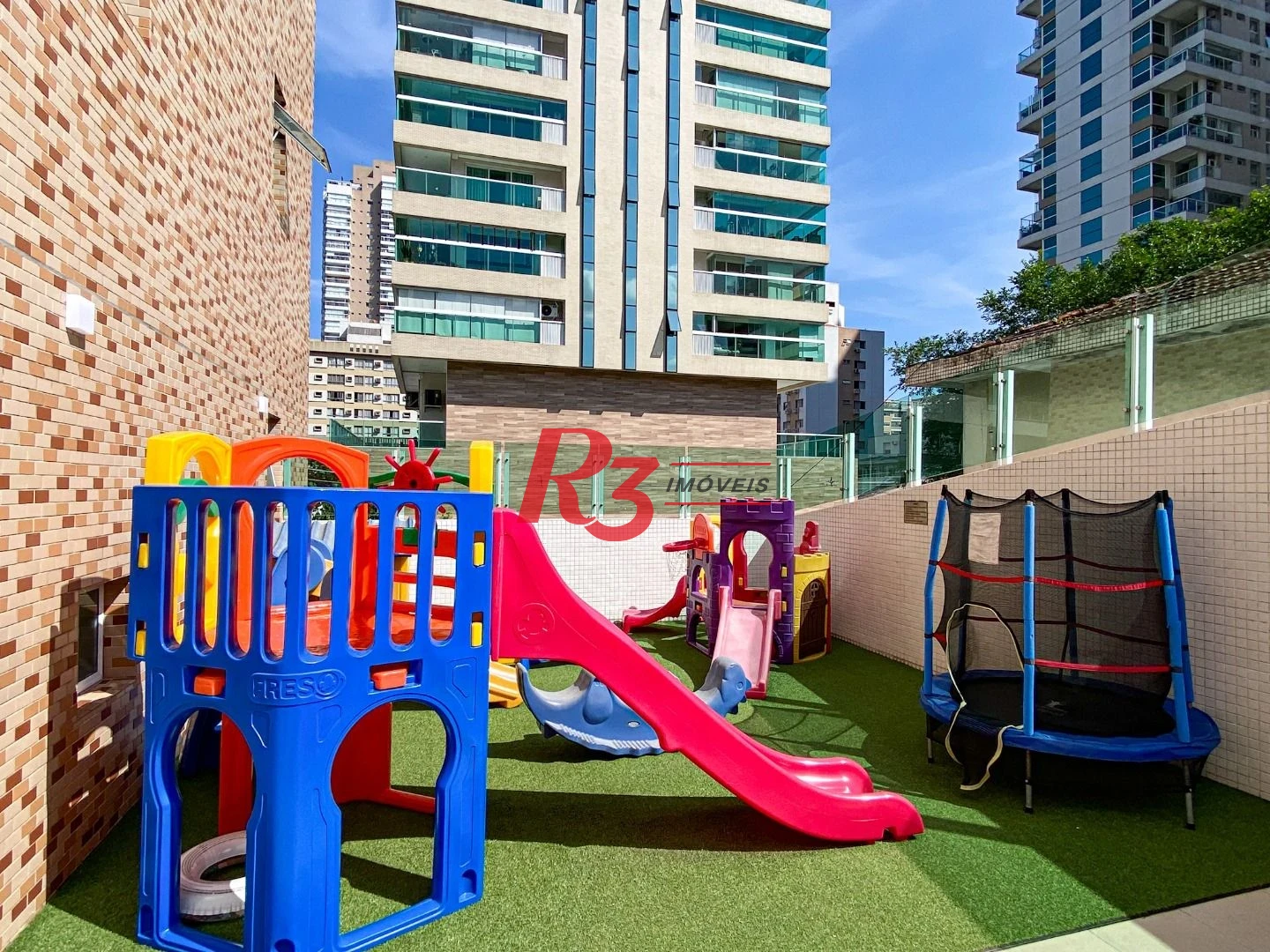 Apartamento com 4 dormitórios à venda, 191 m² - Gonzaga - Santos/SP