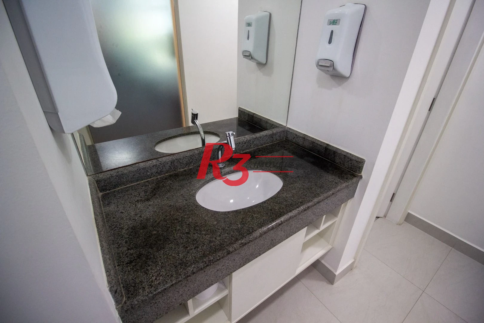 Apartamento com 2 dormitórios à venda, 98 m² por R$ 980.000,00 - Boqueirão - Santos/SP
