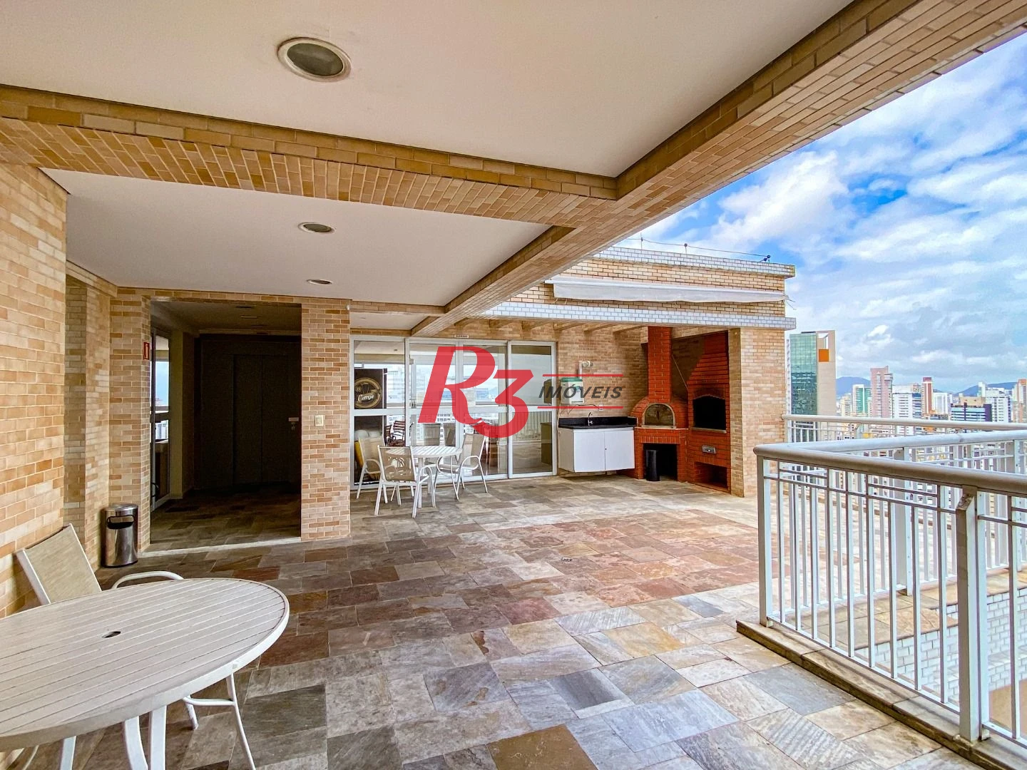 Apartamento à venda, 95 m² por R$ 1.280.000,00 - Gonzaga - Santos/SP