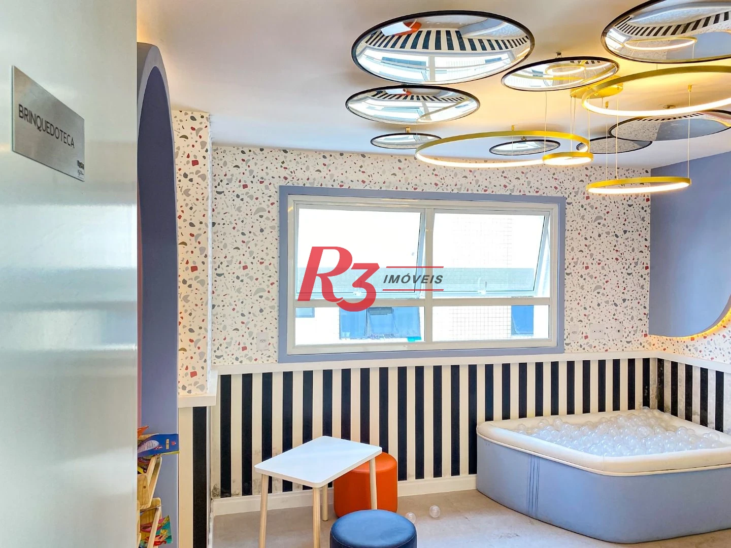 Apartamento com 2 dormitórios à venda, 82 m² por R$ 890.000,00 - Aparecida - Santos/SP