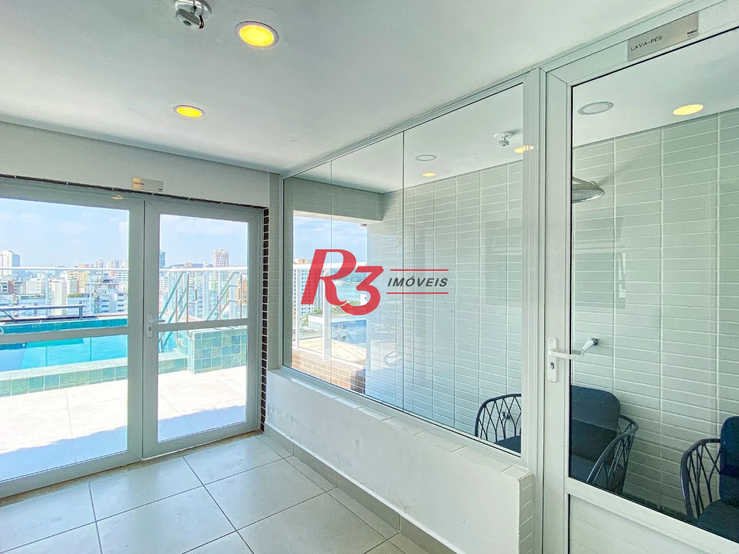 Apartamento com 2 dormitórios à venda, 82 m² por R$ 890.000,00 - Aparecida - Santos/SP