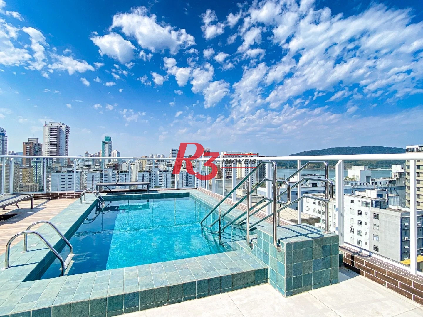 Apartamento com 2 dormitórios à venda, 82 m² por R$ 890.000,00 - Aparecida - Santos/SP