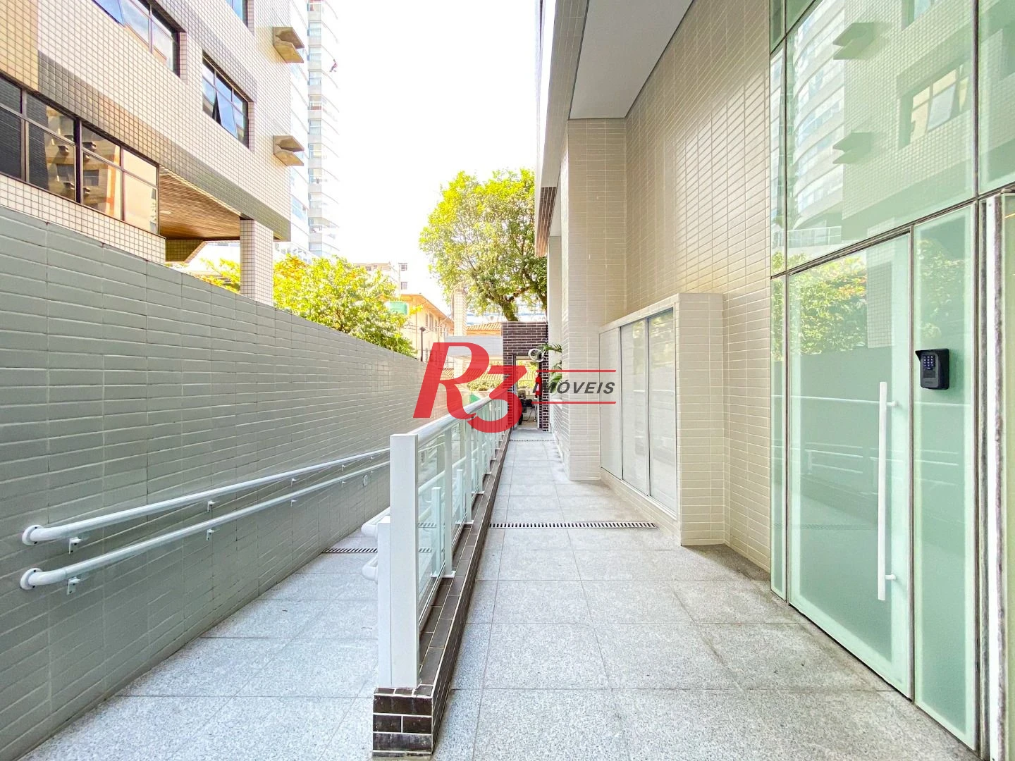 Apartamento com 2 dormitórios à venda, 82 m² por R$ 890.000,00 - Aparecida - Santos/SP