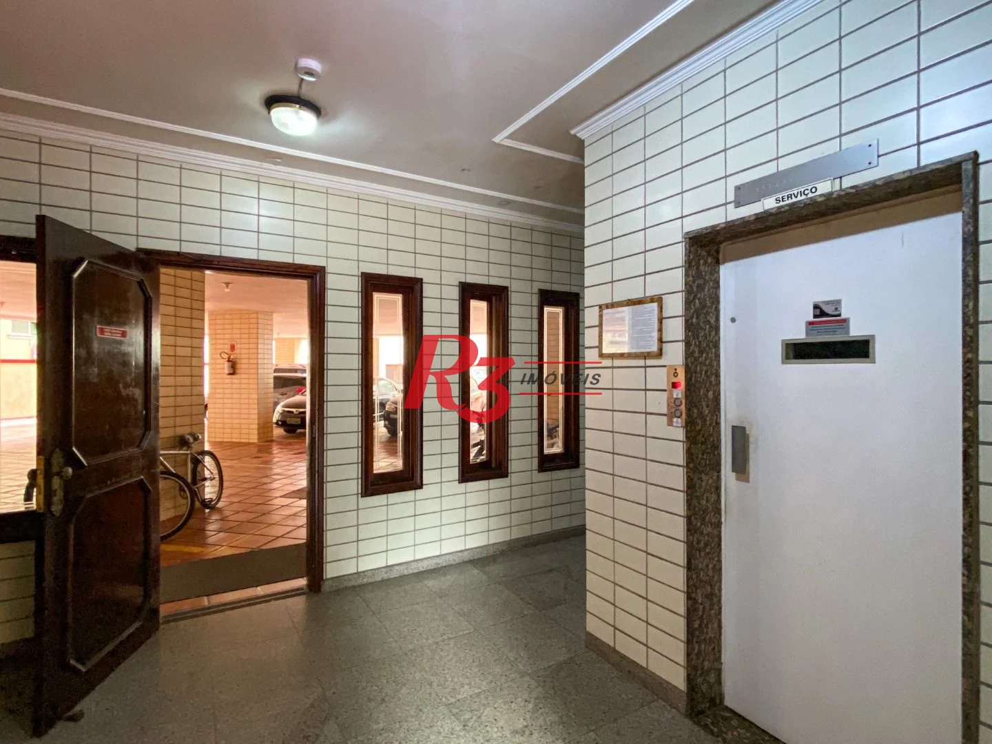 Apartamento com 3 dormitórios à venda, 124 m² por R$ 980.000,00 - Gonzaga - Santos/SP