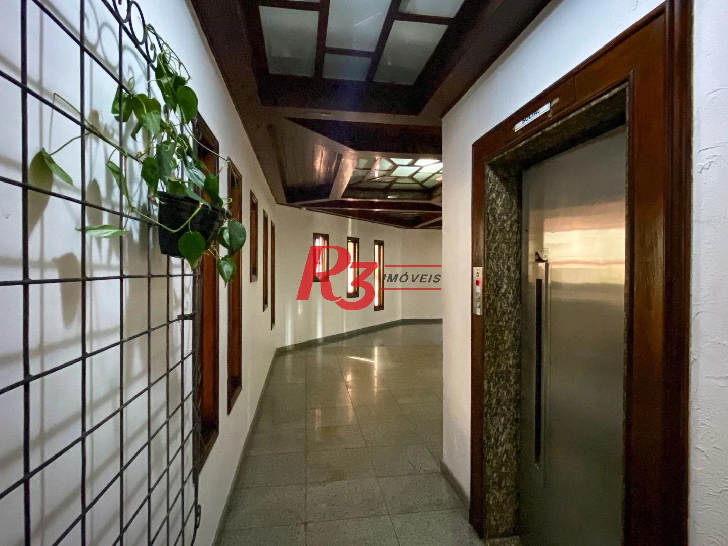 Apartamento com 3 dormitórios à venda, 124 m² por R$ 980.000,00 - Gonzaga - Santos/SP