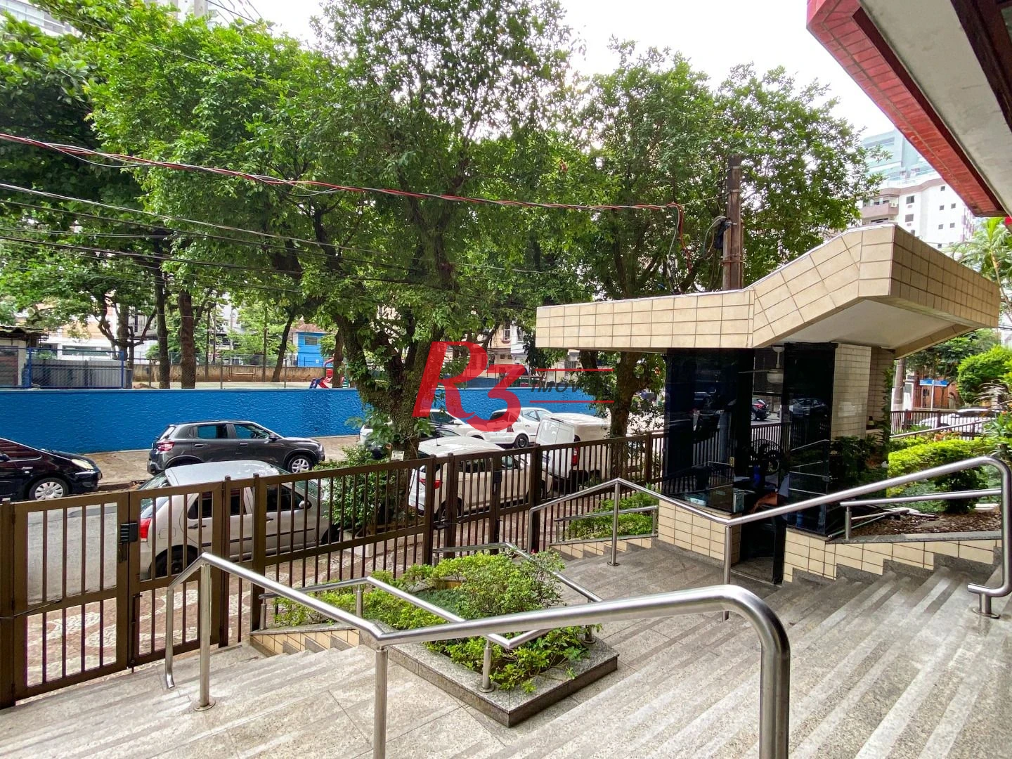Apartamento com 3 dormitórios à venda, 124 m² por R$ 980.000,00 - Gonzaga - Santos/SP