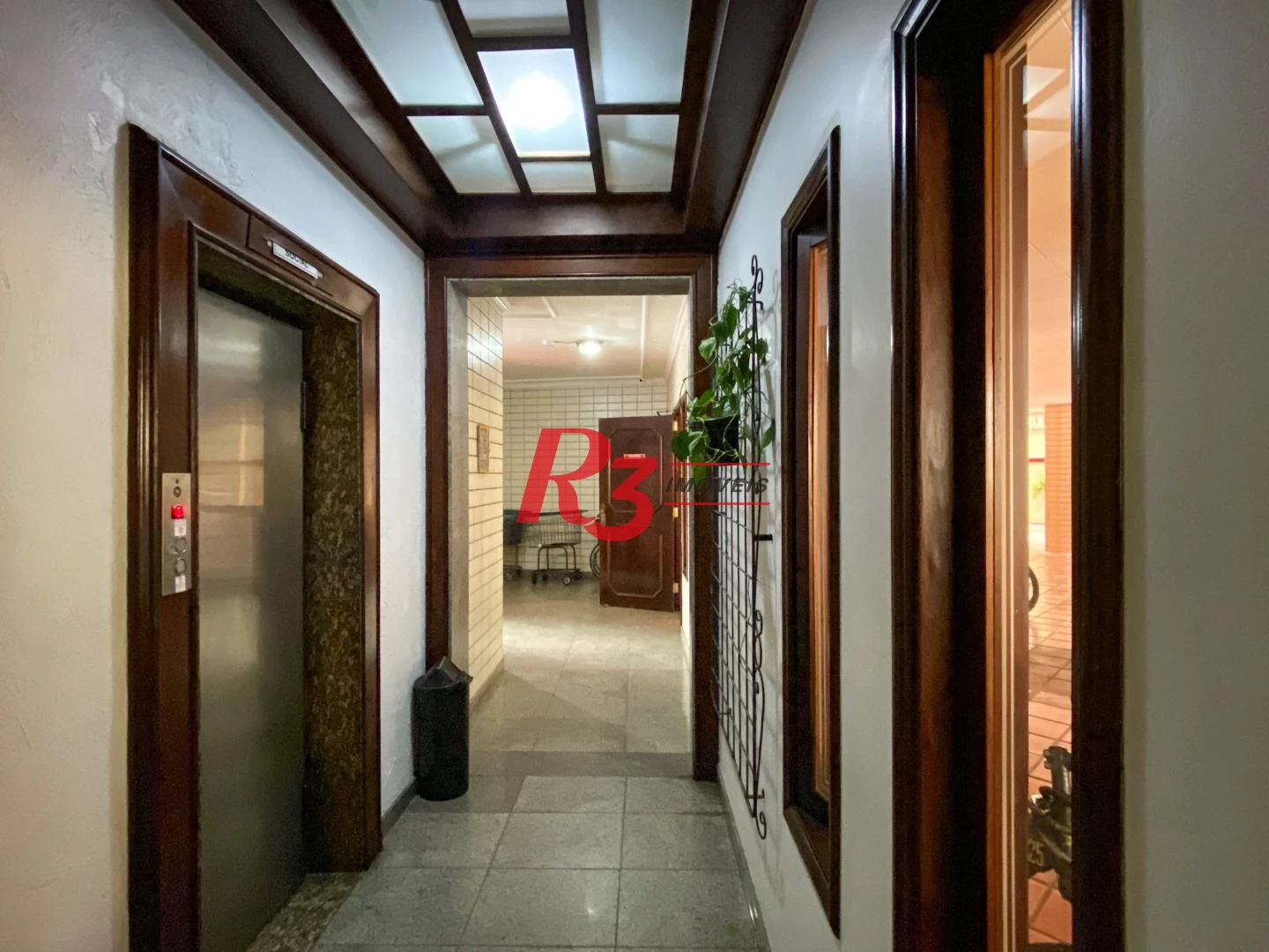 Apartamento com 3 dormitórios à venda, 124 m² por R$ 980.000,00 - Gonzaga - Santos/SP