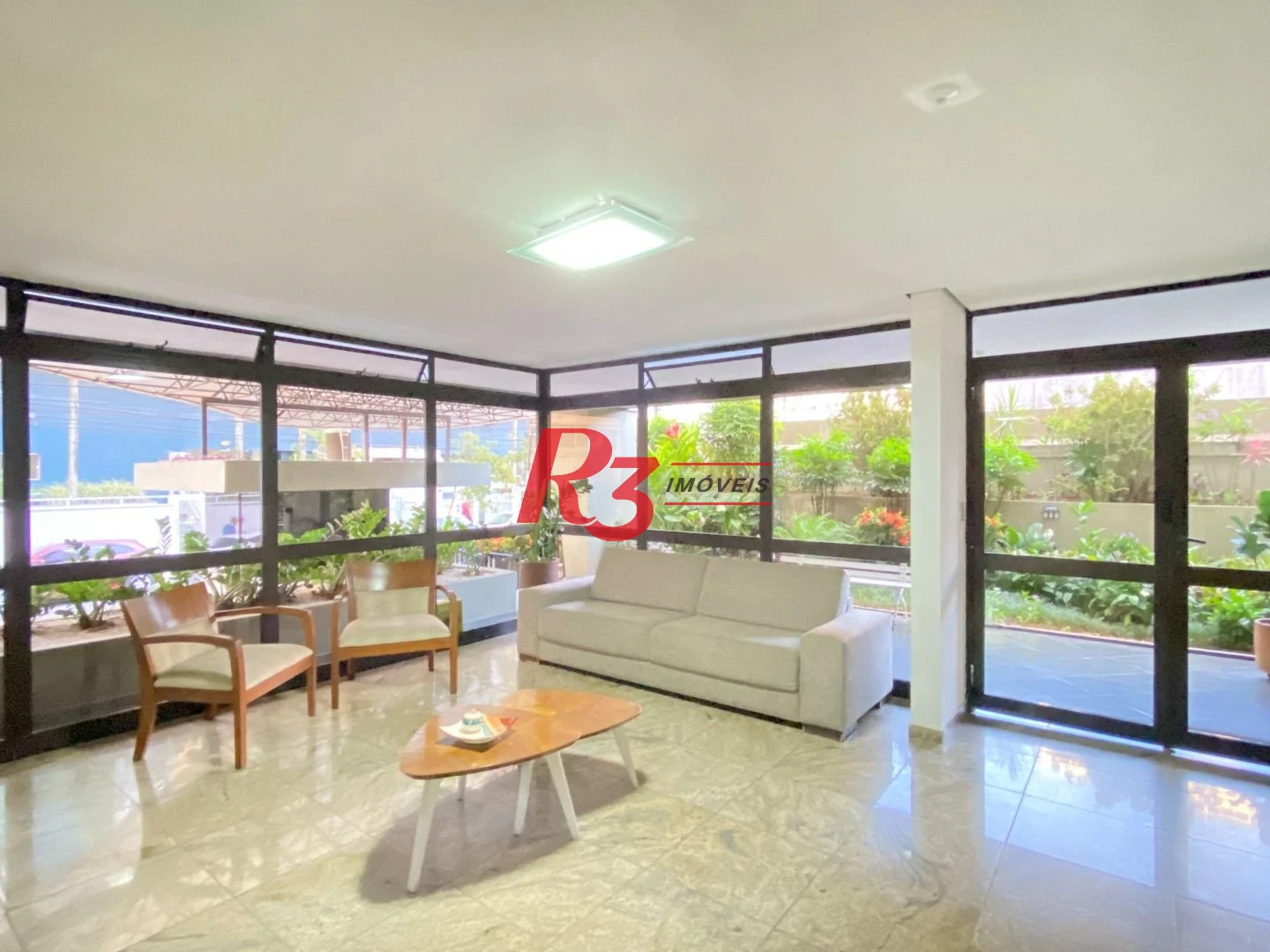 Apartamento com 1 dormitório para alugar, 65 m² por R$ 4.200,00/mês - Embaré - Santos/SP