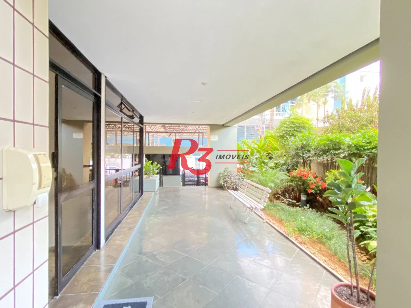 Apartamento com 1 dormitório para alugar, 65 m² por R$ 4.200,00/mês - Embaré - Santos/SP