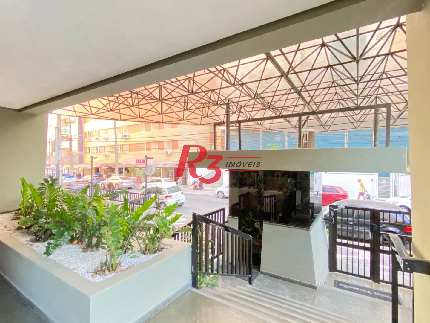 Apartamento com 1 dormitório para alugar, 65 m² por R$ 4.200,00/mês - Embaré - Santos/SP