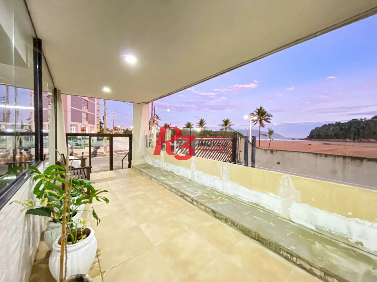 Apartamento com 3 dormitórios à venda, 215 m² por R$ 2.200.000,00 - José Menino - Santos/SP