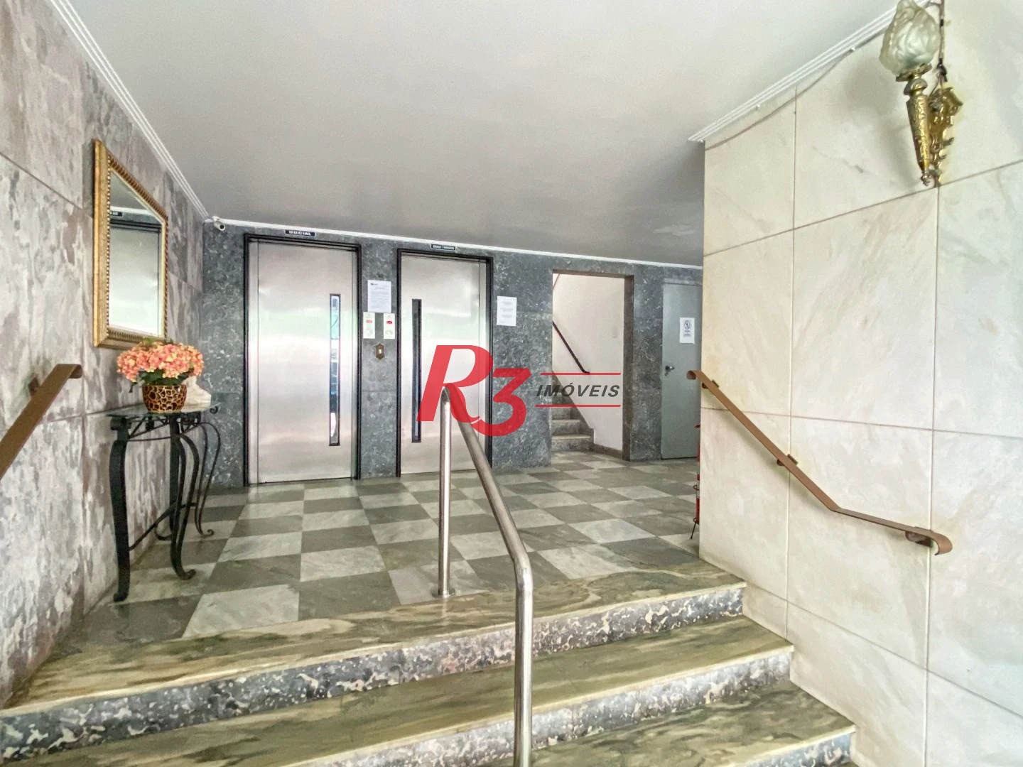 Apartamento com 3 dormitórios para alugar, 138 m² por R$ 8.500,02/mês - Gonzaga - Santos/SP