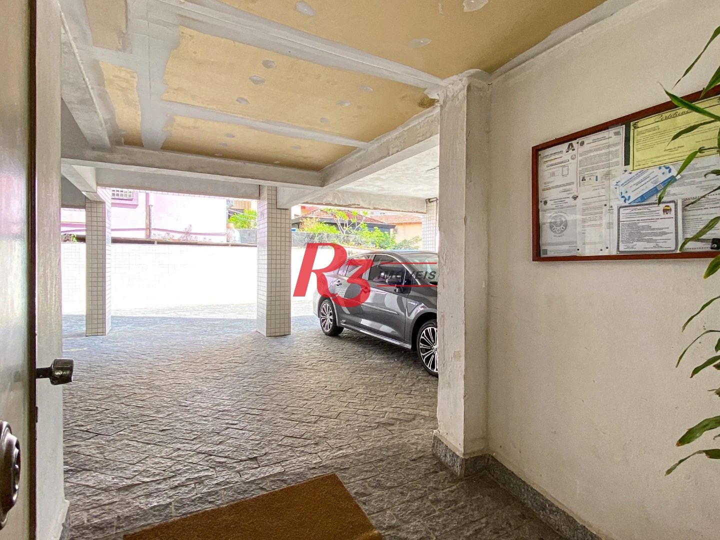 Apartamento com 3 dormitórios à venda, 117 m² por R$ 850.000,00 - Gonzaga - Santos/SP