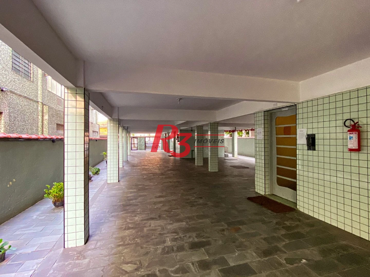 Apartamento com 3 dormitórios à venda, 85 m² por R$ 640.000,00 - Ponta da Praia - Santos/SP