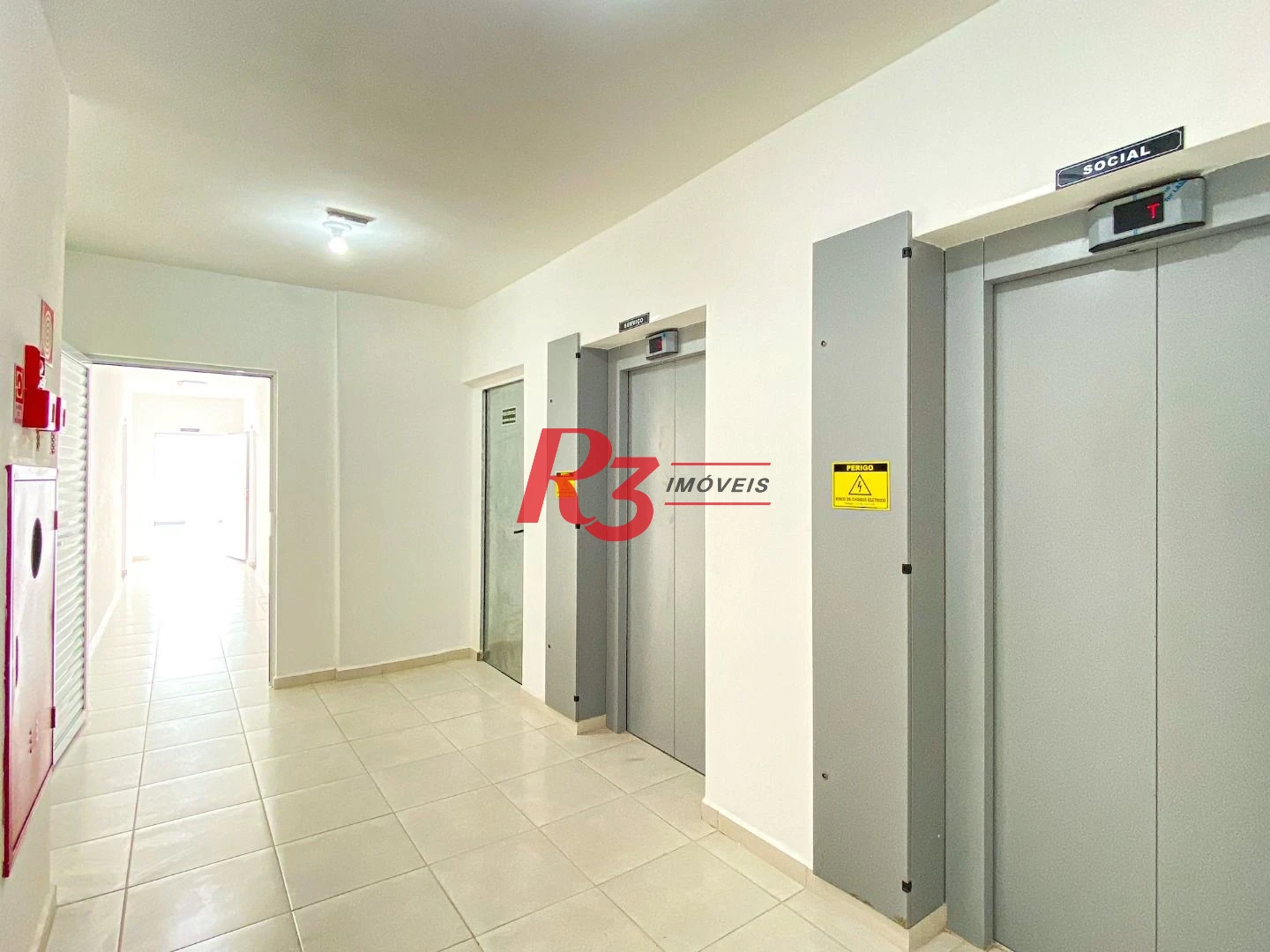 Apartamento com 2 dormitórios, 60 m² - venda por R$ 585.000,00 ou aluguel por R$ 4.200,00/mês - Macuco - Santos/SP